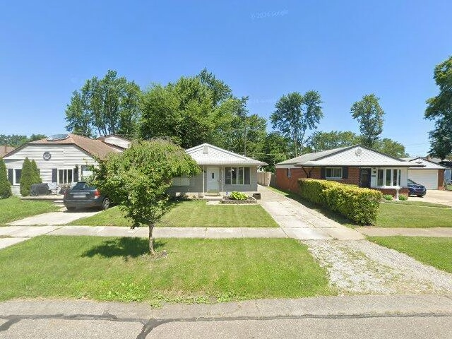 House image located at Westland, MI 48186