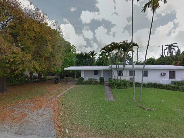House image located at Miami, FL 33125