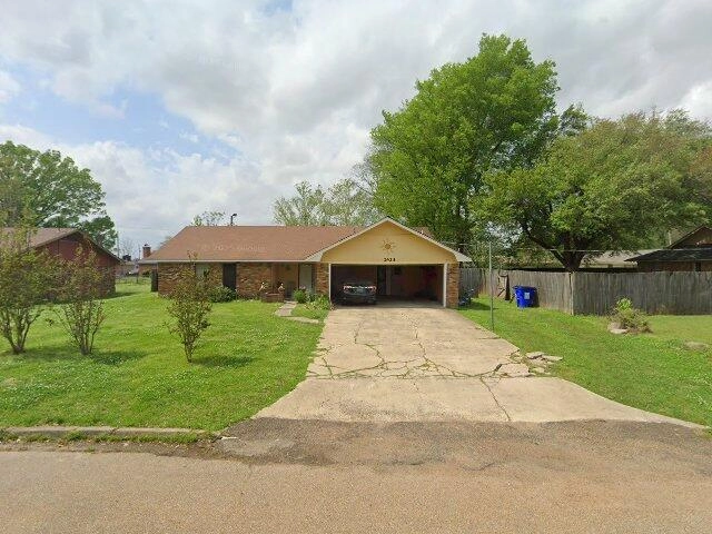 House image located at Yazoo City, MS 39194