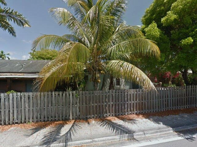 House image located at Miami, FL 33186