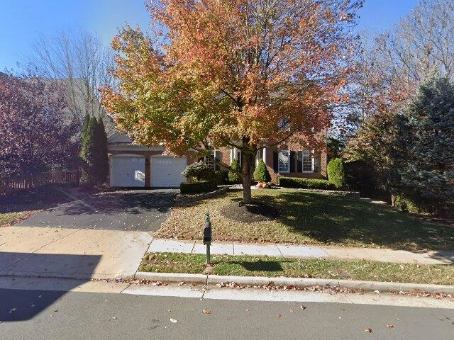 House image located at Leesburg, VA 20176