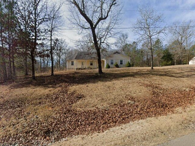 House image located at Selmer, TN 38375