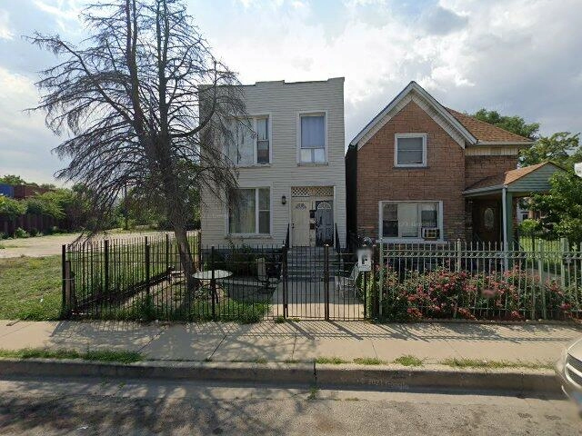 House image located at Chicago, IL 60623