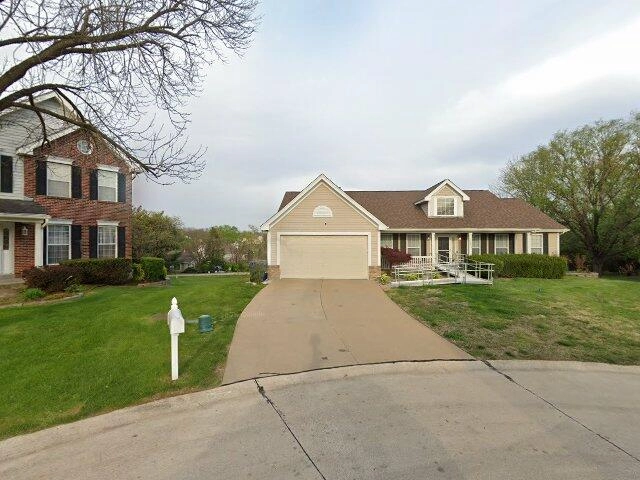 House image located at Florissant, MO 63034