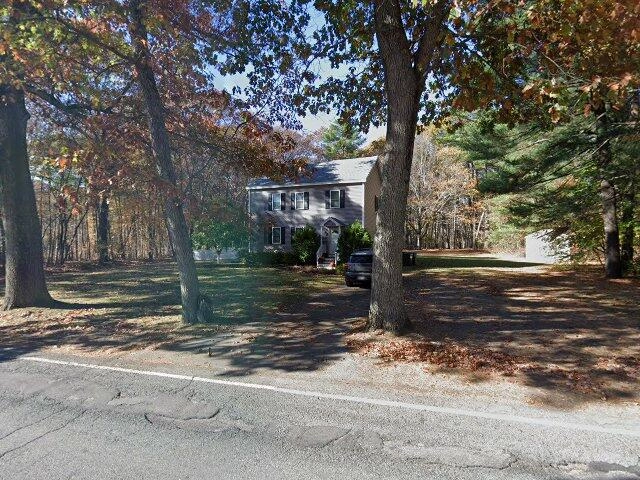 House image located at Deerfield, NH 03037