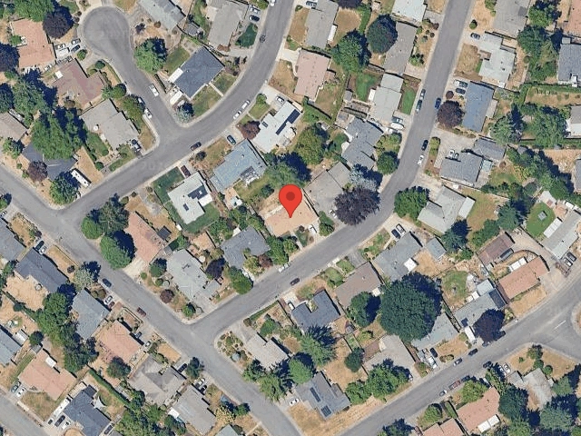 House image located at Salem, OR 97303