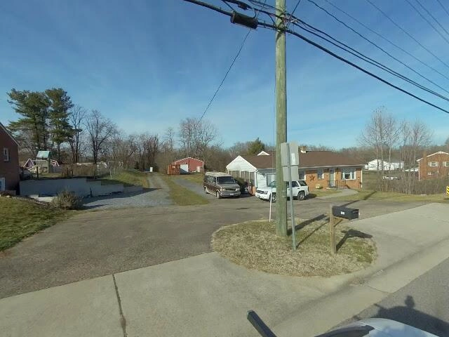 House image located at Waynesboro, VA 22980