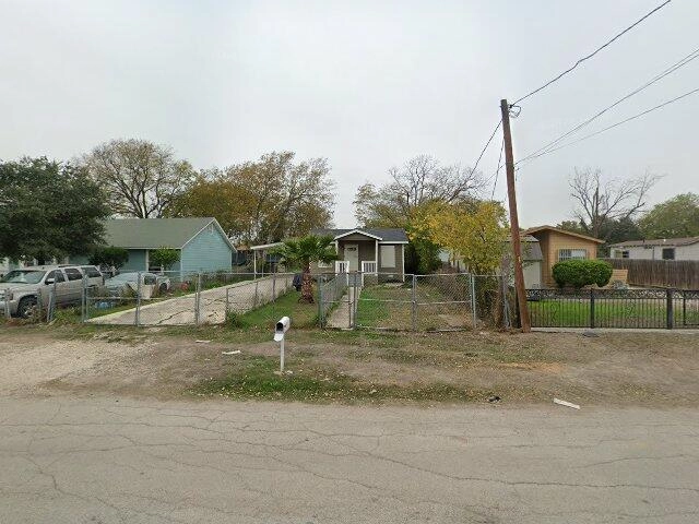 House image located at San Antonio, TX 78221