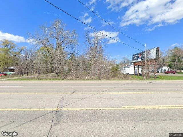 House image located at Midland, MI 48640