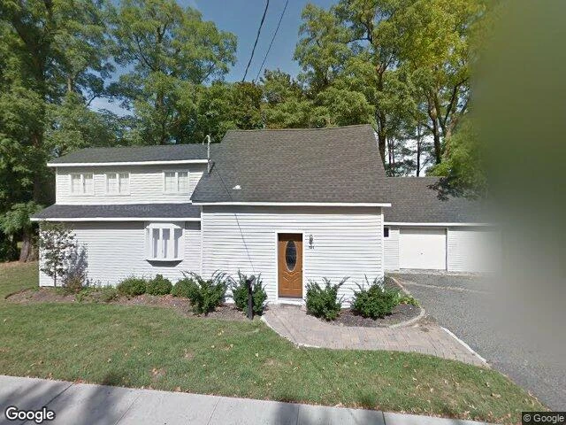 House image located at Hauppauge, NY 11788