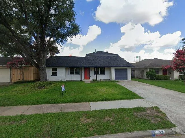 House image located at Houston, TX 77008