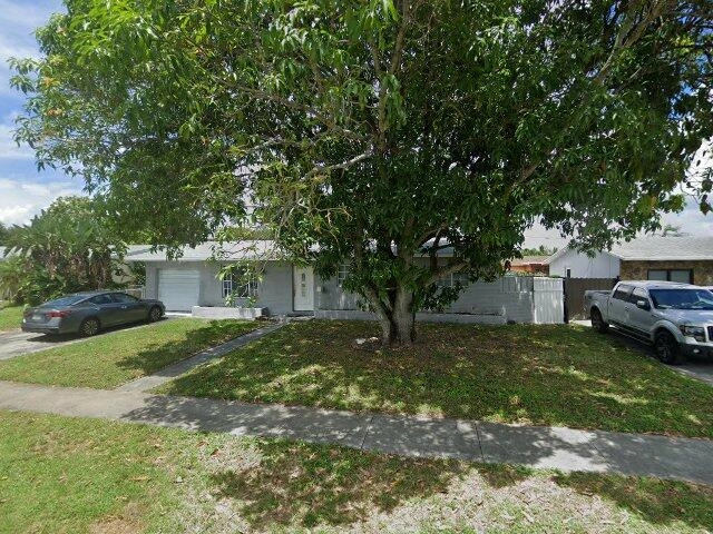 House image located at Hollywood, FL 33023