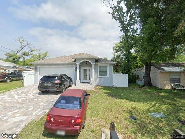 House image located at Tampa, FL 33604