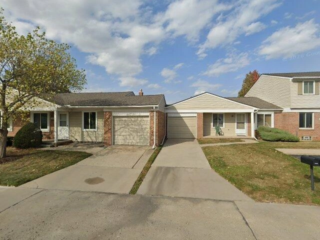 House image located at Roseville, MI 48066