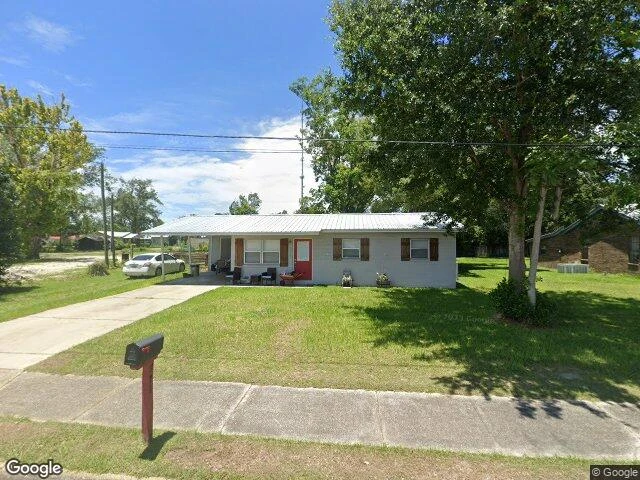 House image located at Wewahitchka, FL 32465