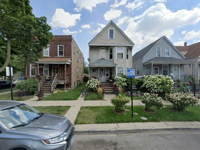 House image located at Chicago, IL 60639