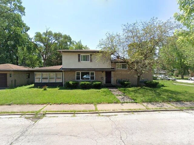 House image located at Dolton, IL 60419