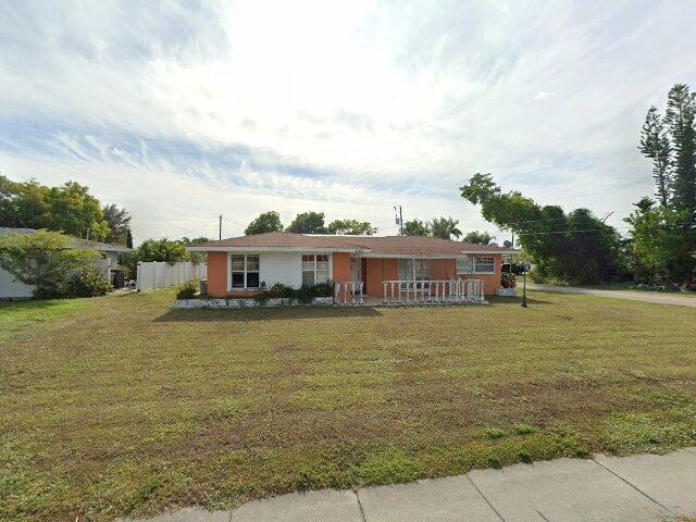 House image located at Cape Coral, FL 33904