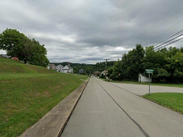 House image located at Hawk Point, MO 63349