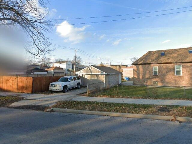 House image located at Chicago, IL 60643