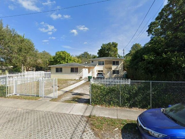 House image located at Miami, FL 33127