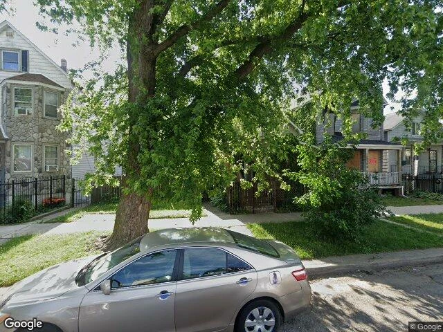 House image located at Chicago, IL 60617