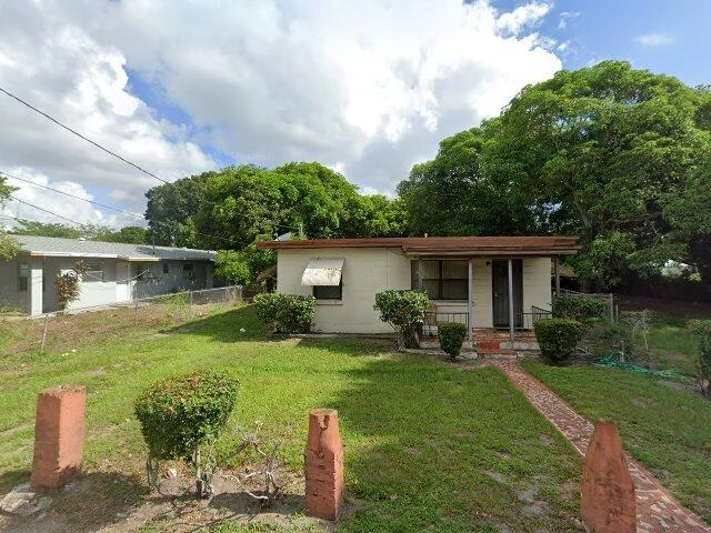 House image located at Fort Pierce, FL 34950
