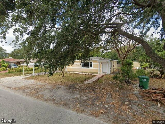 House image located at Miami, FL 33162