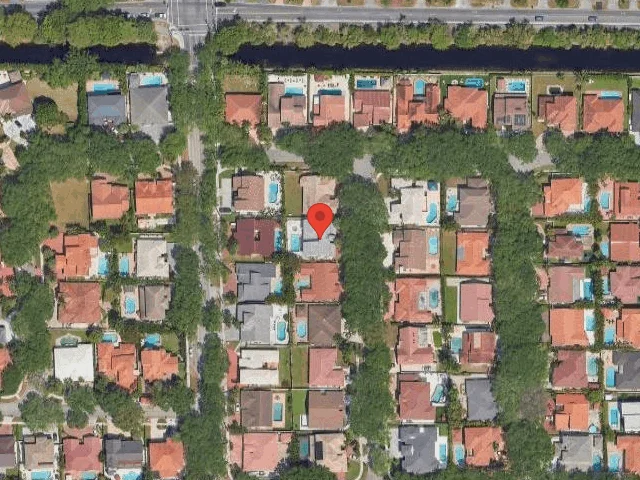 House image located at Hialeah, FL 33016