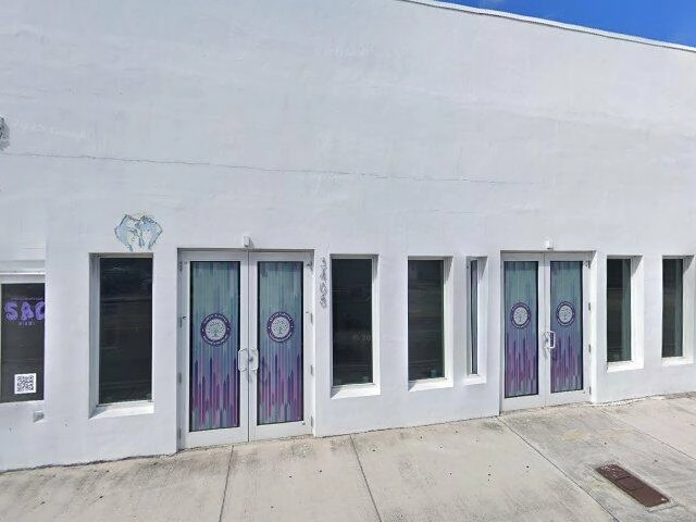 House image located at Miami, FL 33127