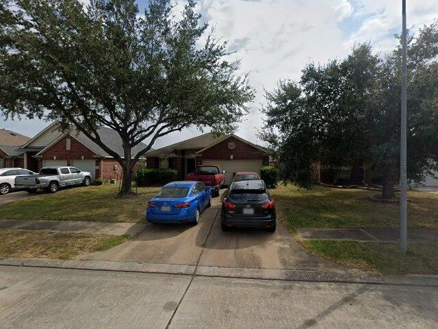 House image located at Houston, TX 77014