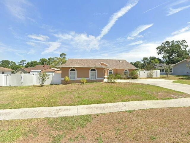 House image located at Plant City, FL 33563