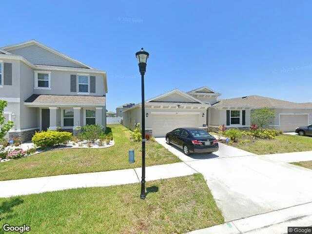 House image located at Ruskin, FL 33570