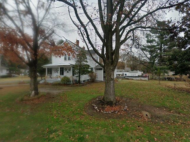 House image located at Carlyle, IL 62231