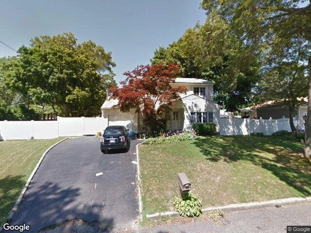 House image located at Holbrook, NY 11741