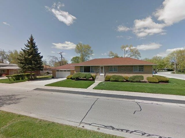 House image located at South Holland, IL 60473