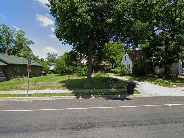 House image located at Peoria, IL 61603