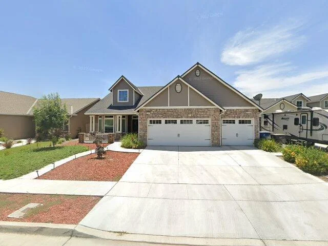 House image located at Tulare, CA 93274
