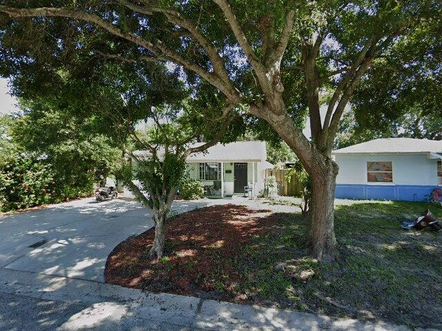 House image located at Saint Petersburg, FL 33714
