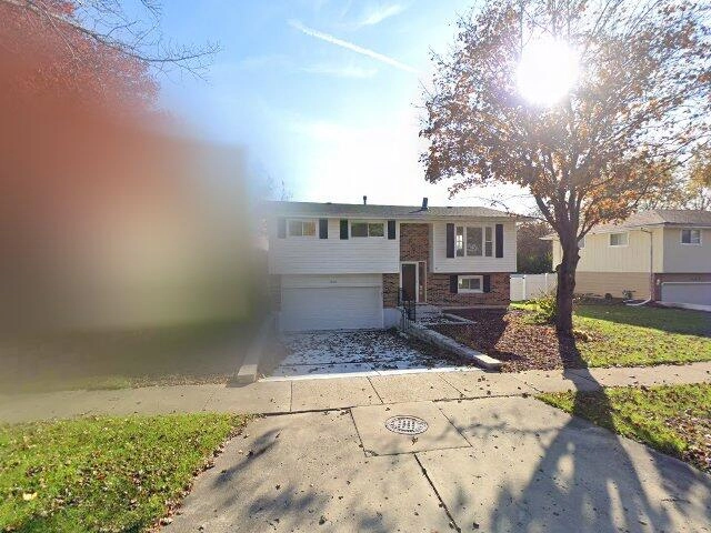 House image located at Naperville, IL 60565
