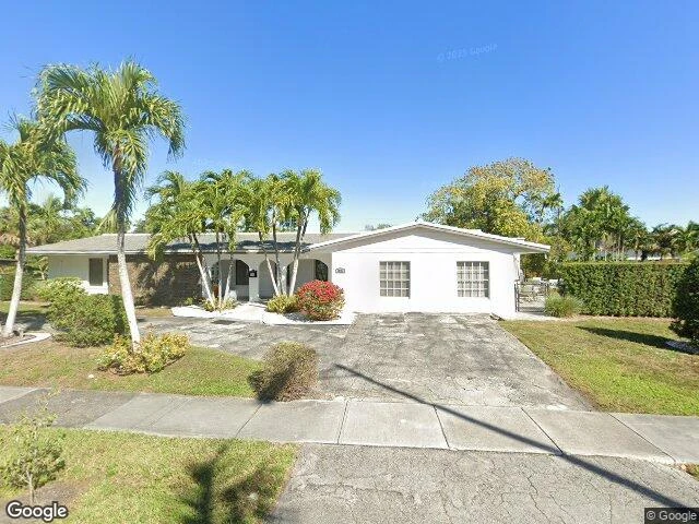 House image located at Miami, FL 33176