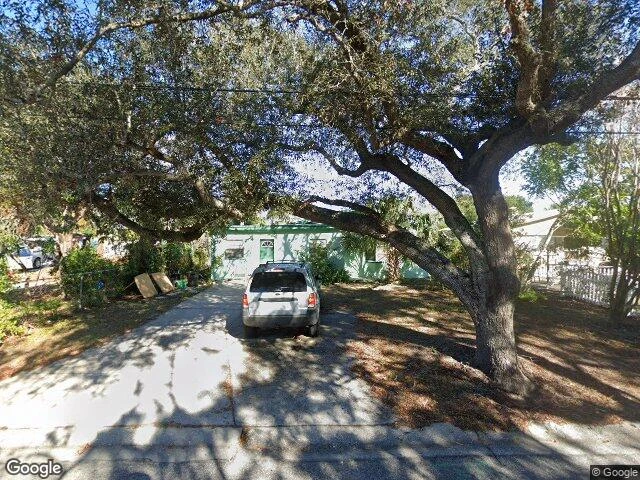 House image located at Tarpon Springs, FL 34689
