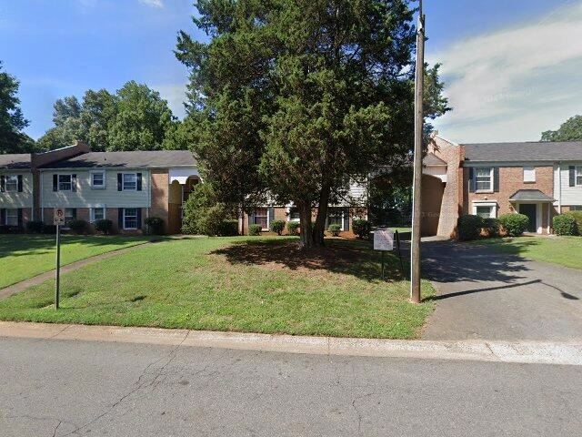 House image located at Alton, IL 62002