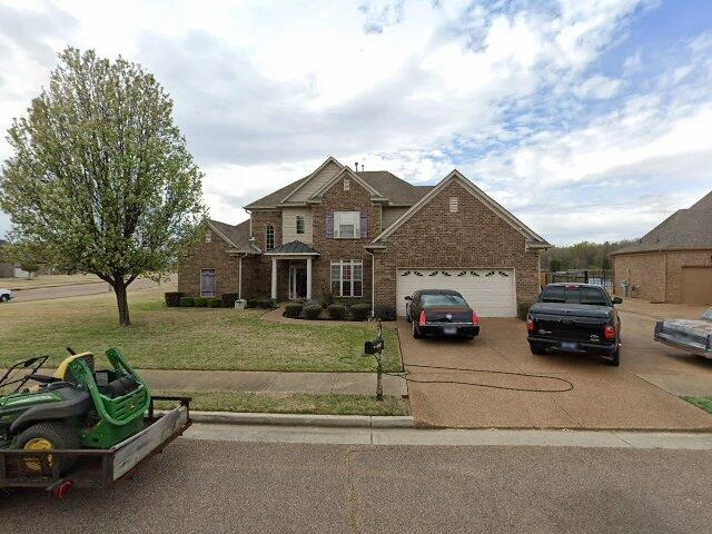 House image located at Memphis, TN 38125