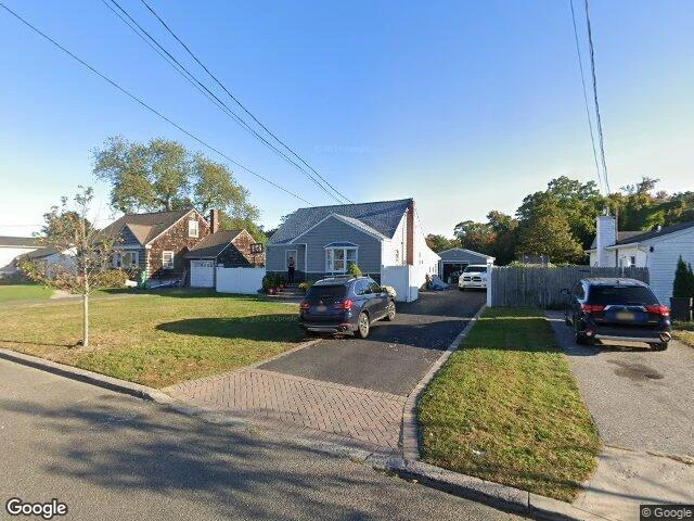 House image located at Bay Shore, NY 11706