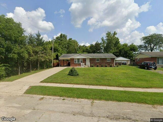 House image located at Indianapolis, IN 46226