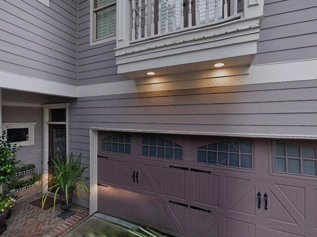 House image located at Houston, TX 77008