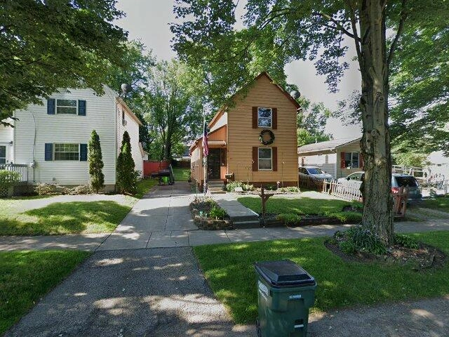 House image located at Barberton, OH 44203