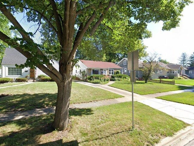 House image located at Villa Park, IL 60181