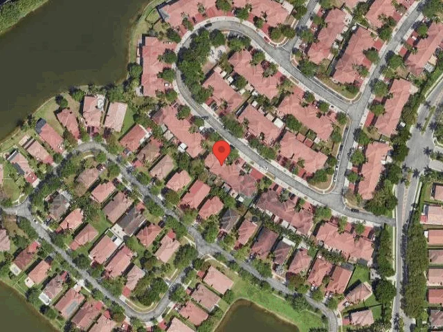 House image located at Hollywood, FL 33027